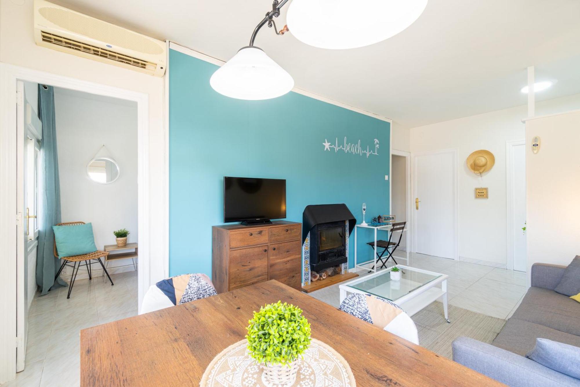 Coastal Paradise & Cozy Home With A 100M From The Beach! Cambrils Exterior photo